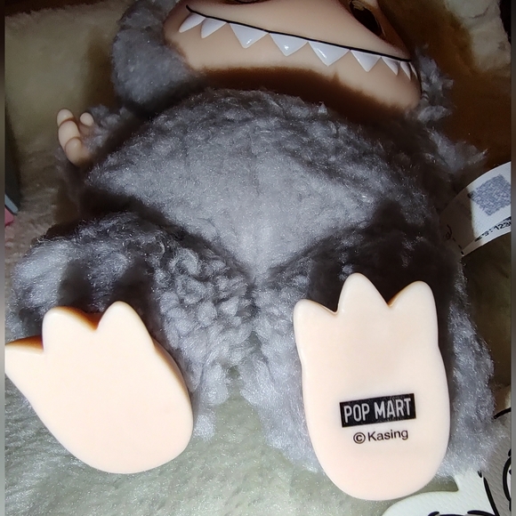 Pop Mart | Exiting Macaron - Sesame Bean – Authentic 100% Open Box - Picture 4 of 8